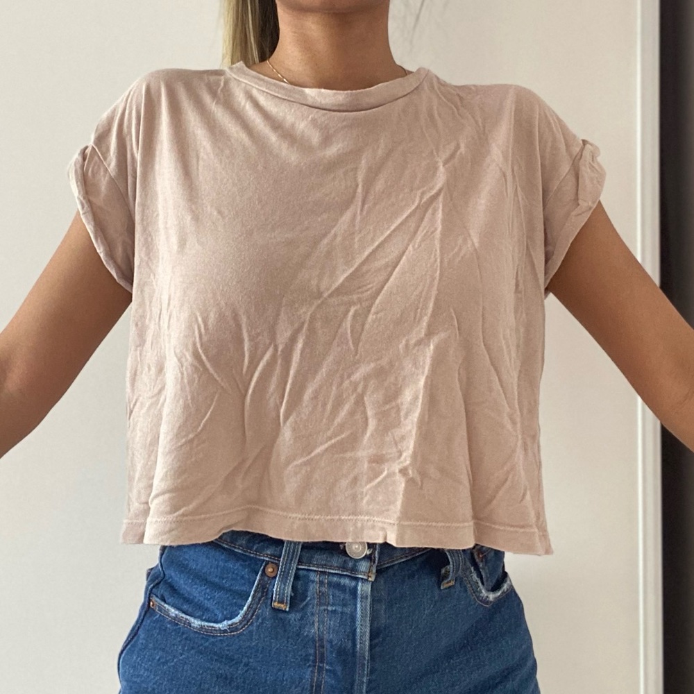 Forever 21 cropped muscle tee